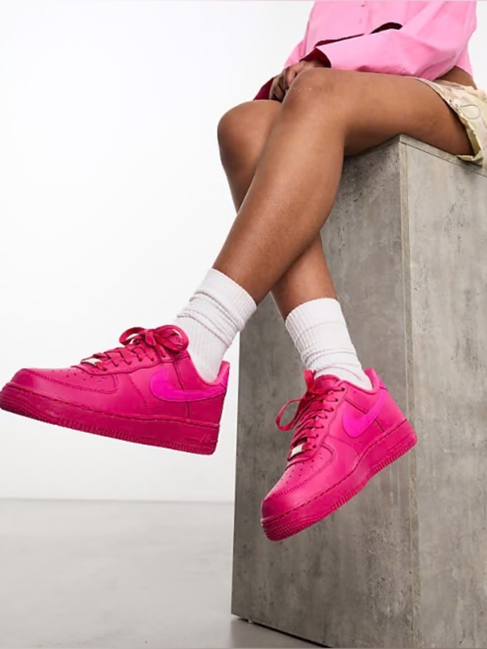 Nike Air Force 1 hot pink sneakers size 7.5